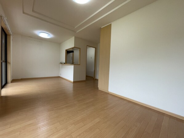 ルミナスコートの物件内観写真